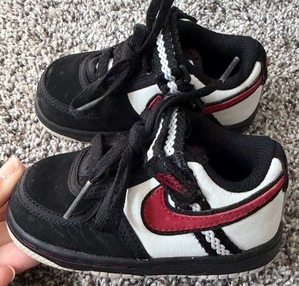 Nike vandal low toddler size 5.5